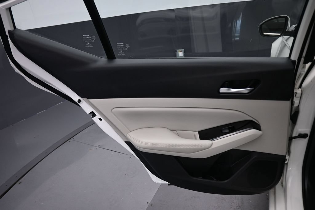 Used 2021 Nissan Altima 2.5 SV FWD image 27