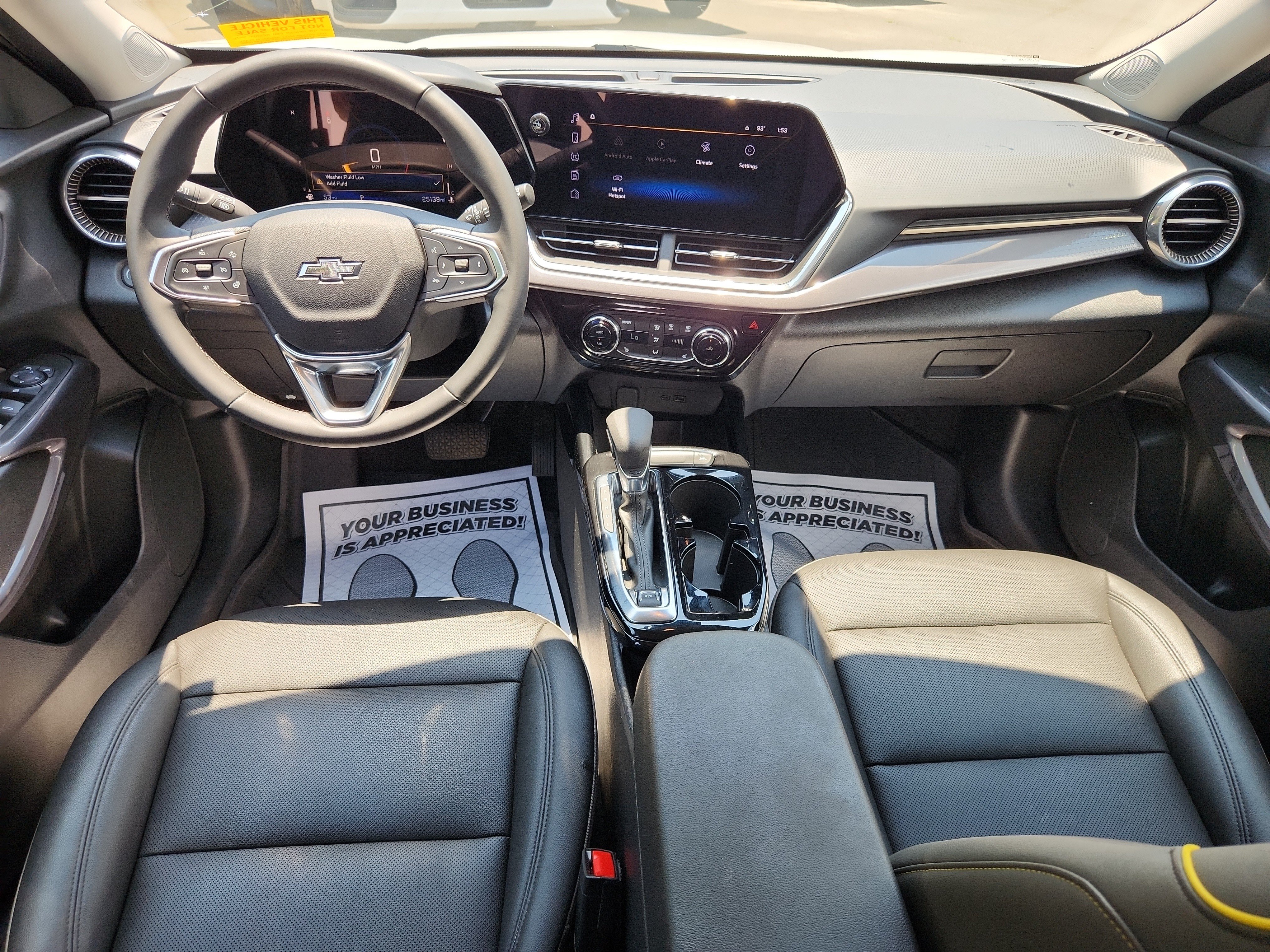 Used 2025 Chevrolet Trax ACTIV FWD image 23
