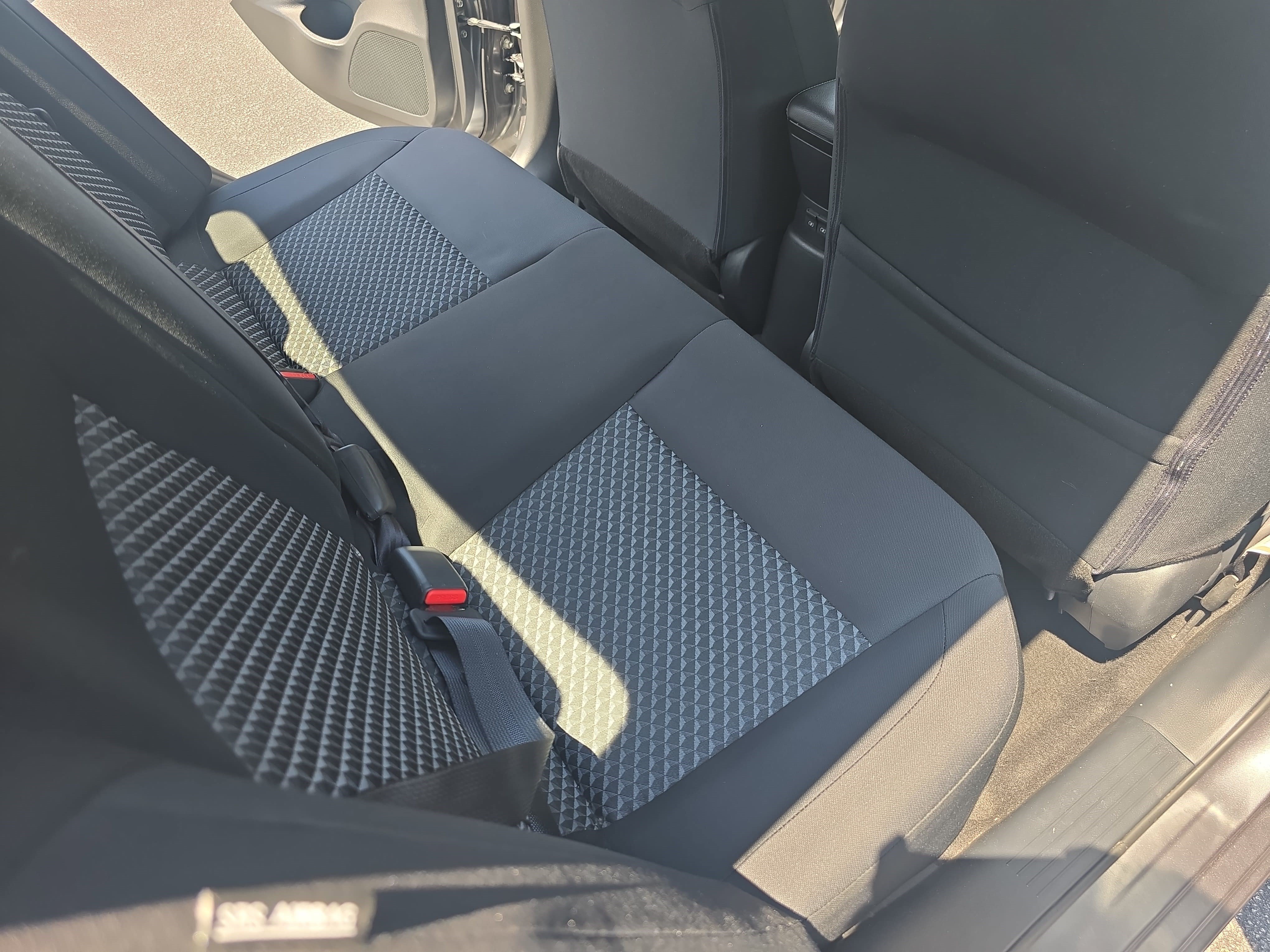 Used 2021 Nissan Versa S FWD image 11