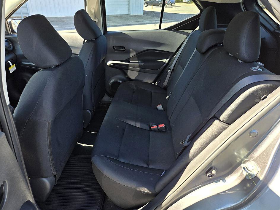 New 2025 Nissan Kicks S image 11