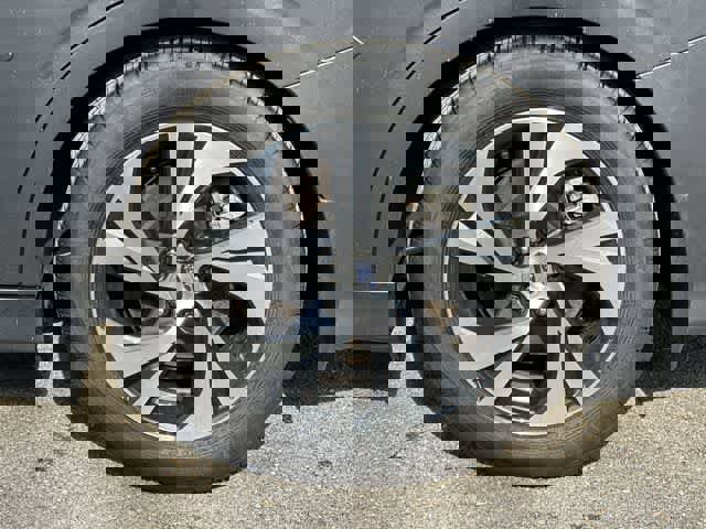 Used 2025 Subaru Legacy Premium image 5