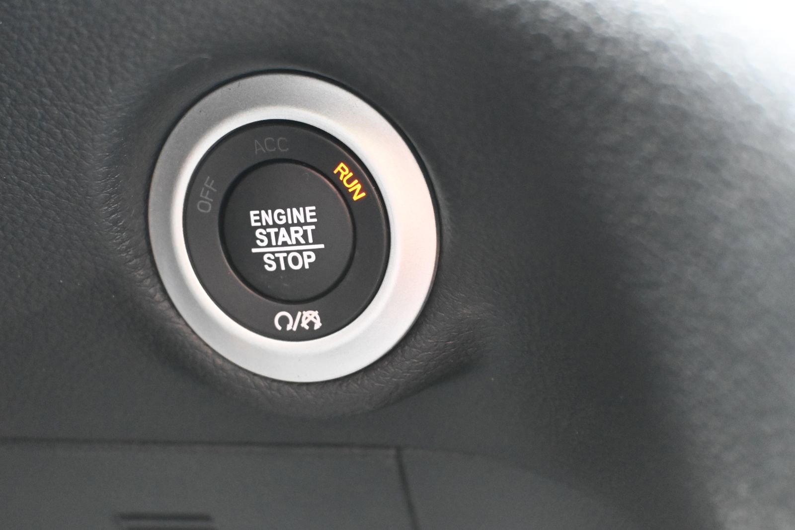 New 2026 Chrysler Pacifica Select image 16