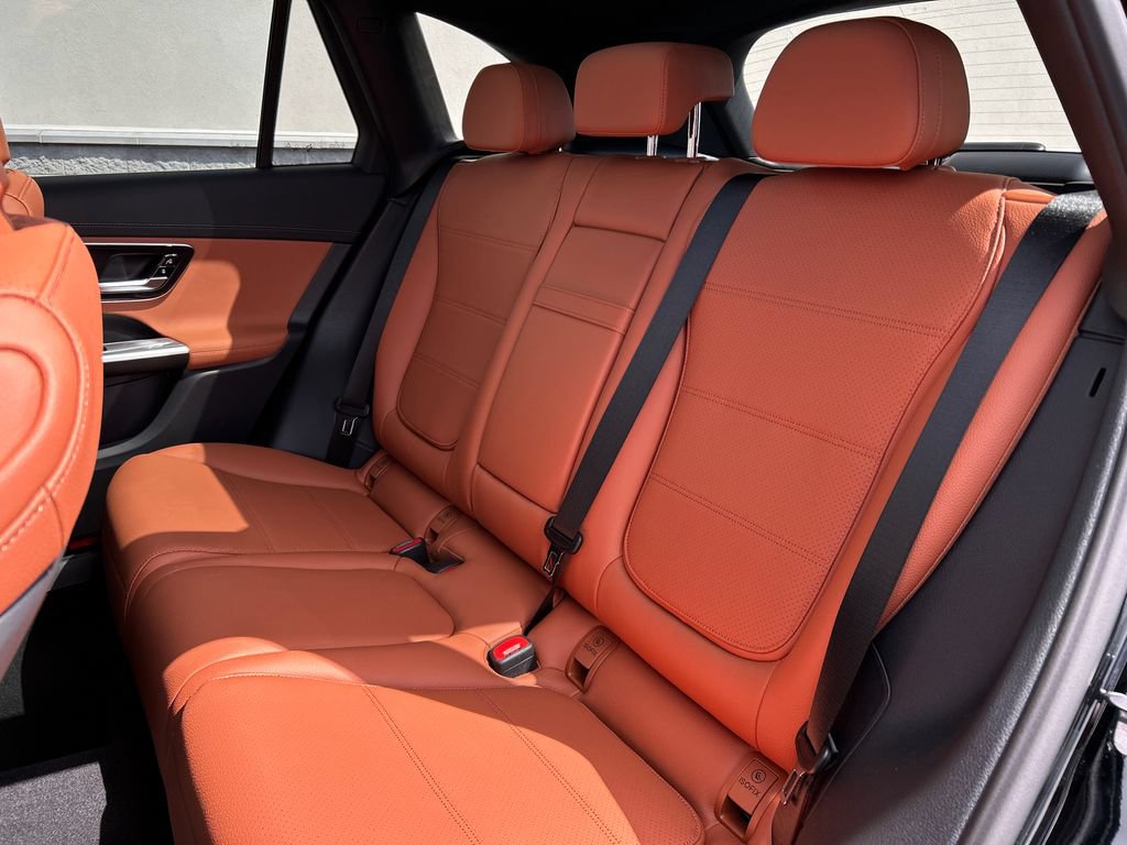 New 2027 Mercedes-Benz GLC 300 4MATIC image 23