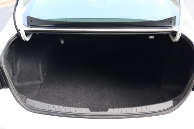 Used 2025 Chevrolet Malibu LT FWD image 5