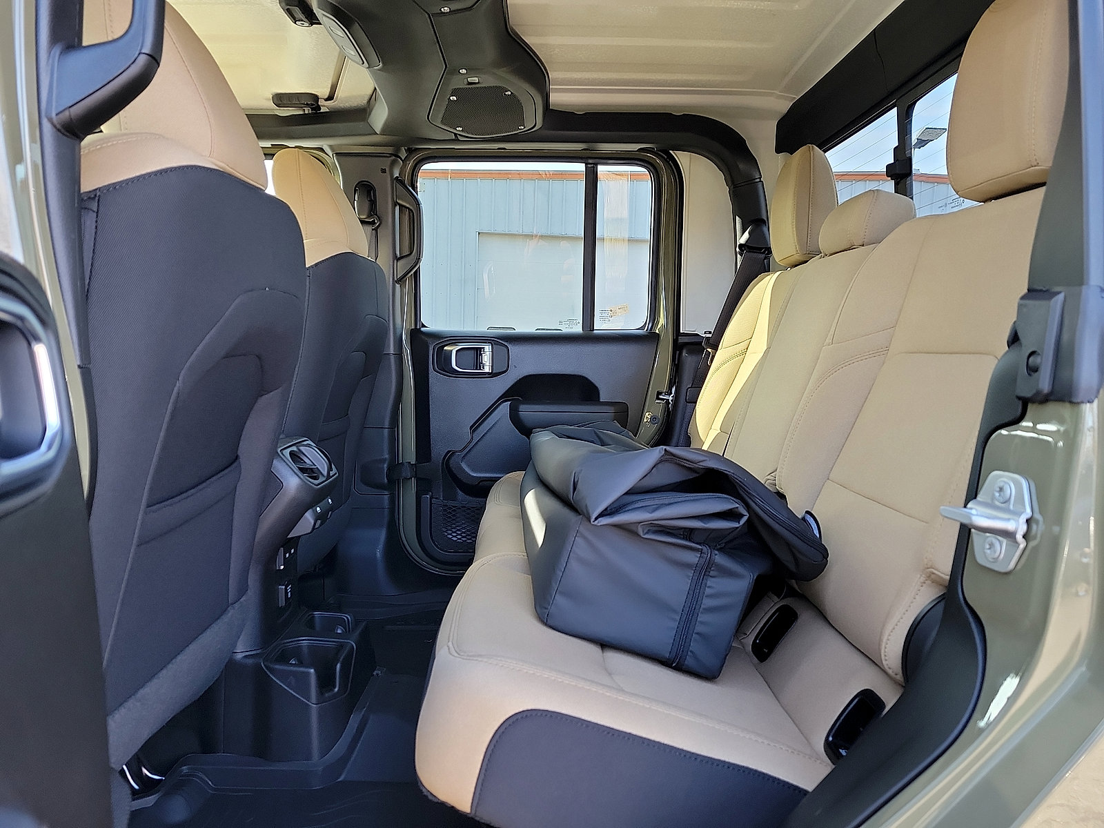 New 2026 Jeep Gladiator Willys AWD/4WD image 5