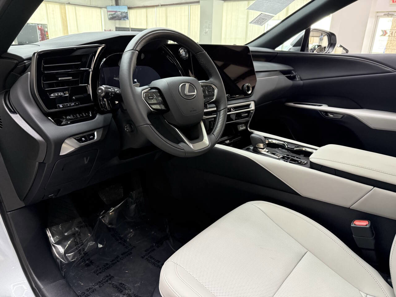 Used 2025 Lexus RX 350 Premium image 19