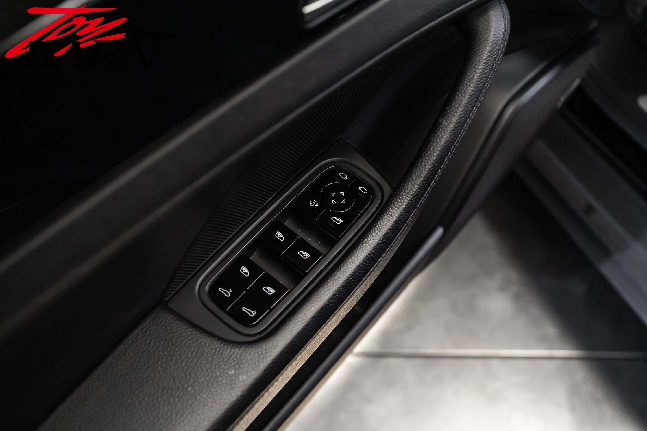 Used 2020 Porsche Panamera 4S AWD/4WD image 17