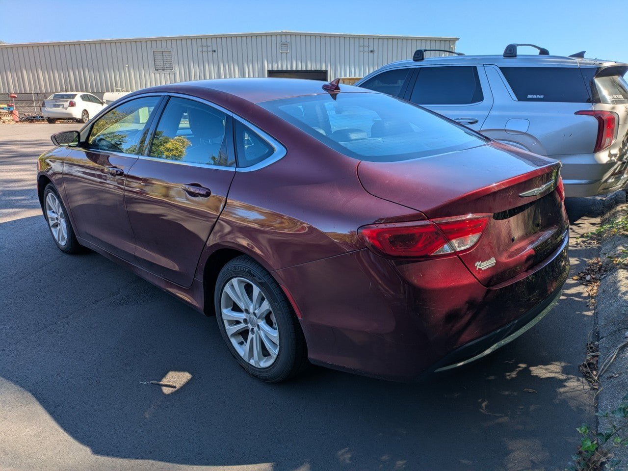 Used 2016 Chrysler 200 Limited FWD image 4