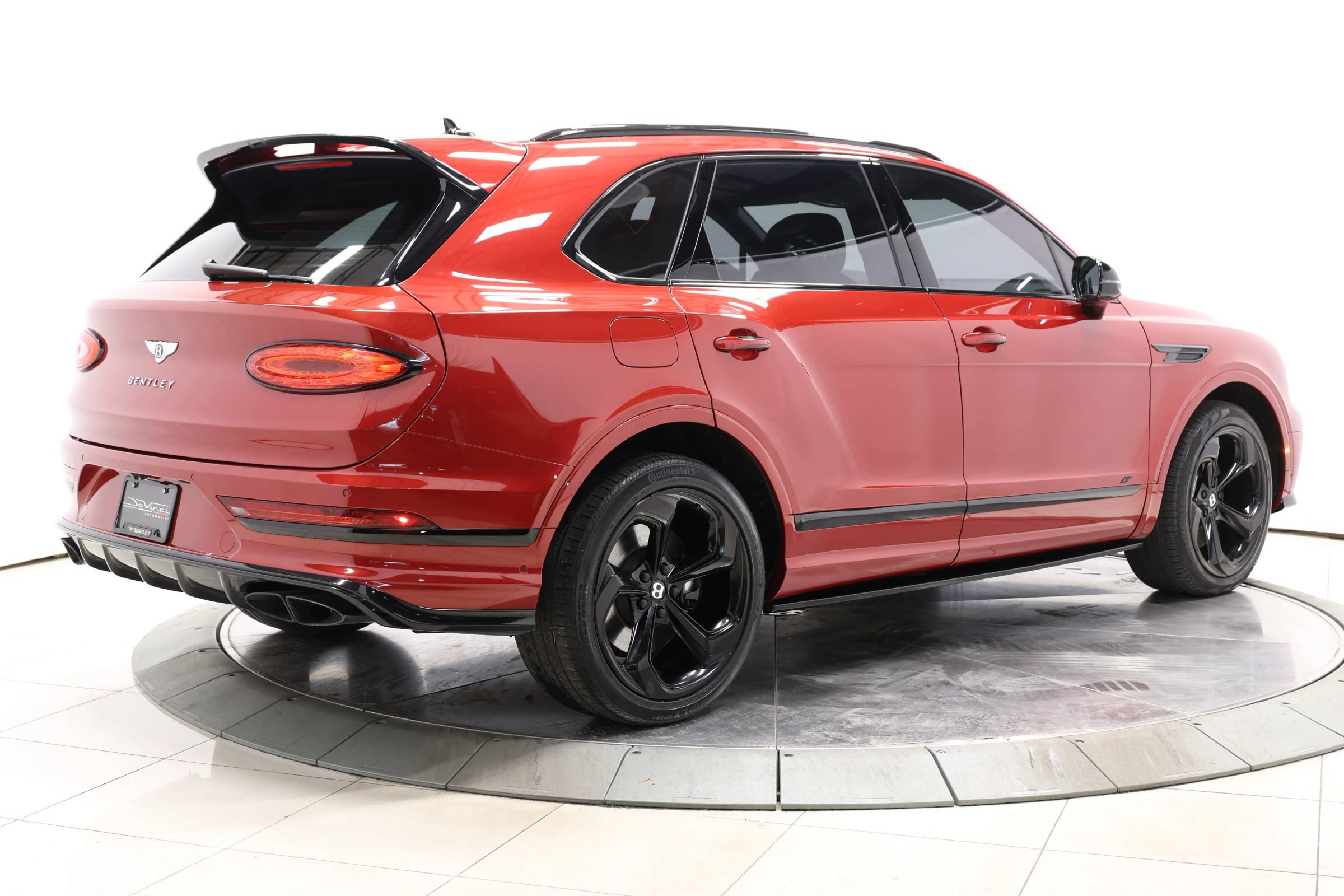 Used 2022 Bentley Bentayga AWD/4WD image 82