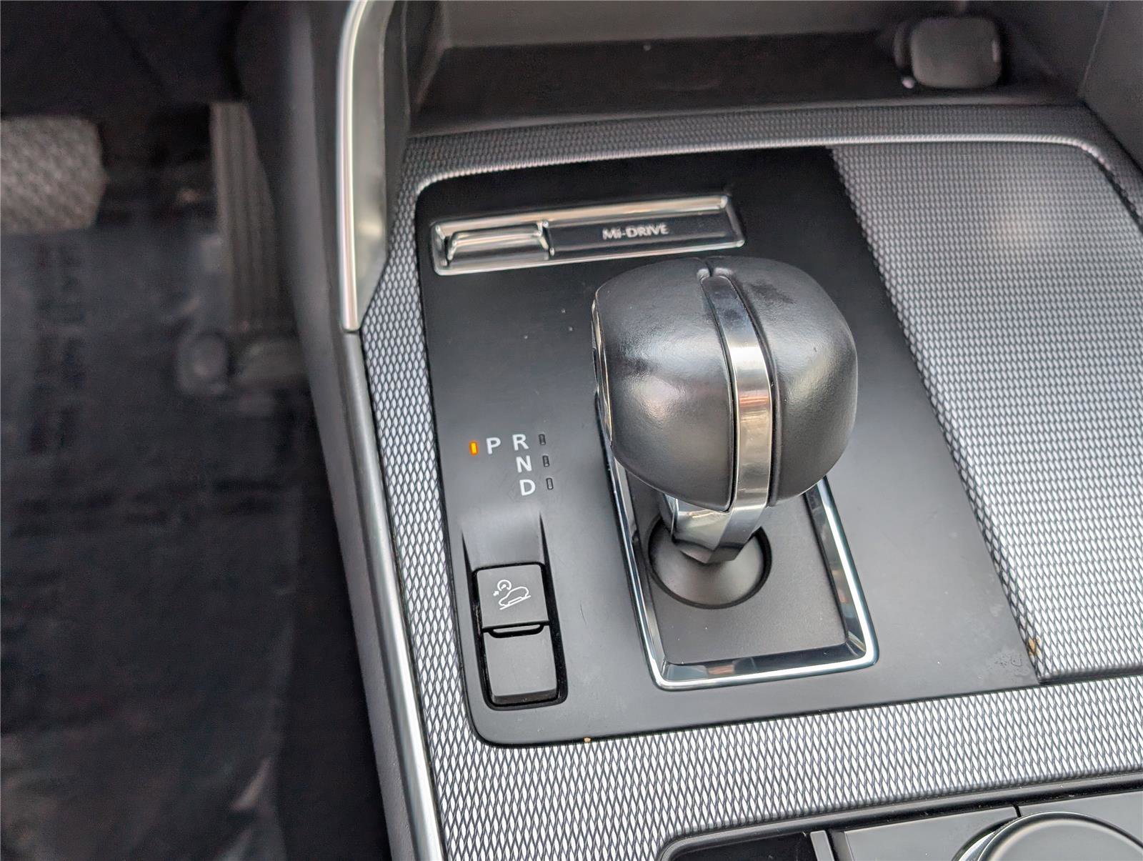 Used 2024 MAZDA CX-90 3.3 Turbo w/ Preferred Plus image 27