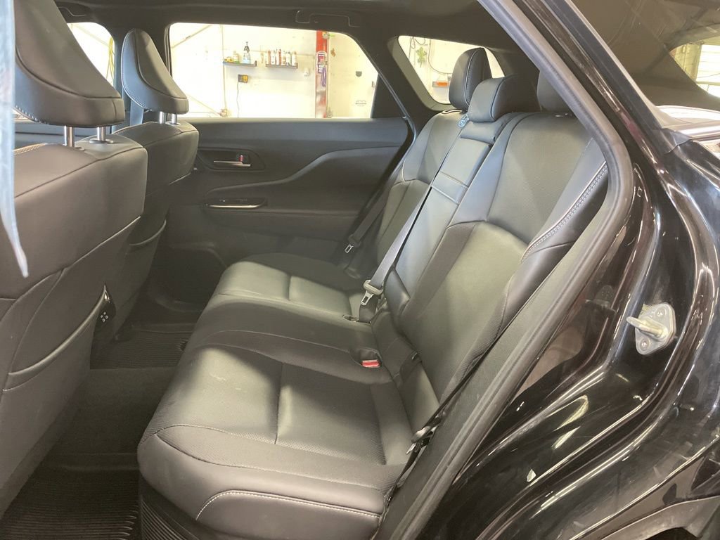 Used 2025 Toyota Crown Signia image 26