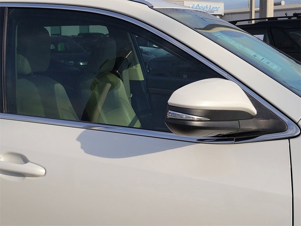 Used 2019 Toyota Highlander Limited Platinum image 6