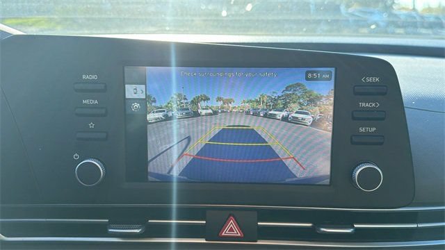 Used 2025 Hyundai Elantra Hybrid FWD image 24