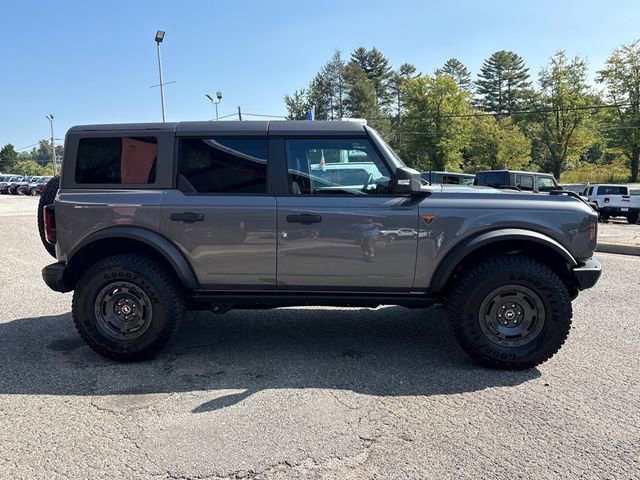 Used 2025 Ford Bronco Badlands image 4