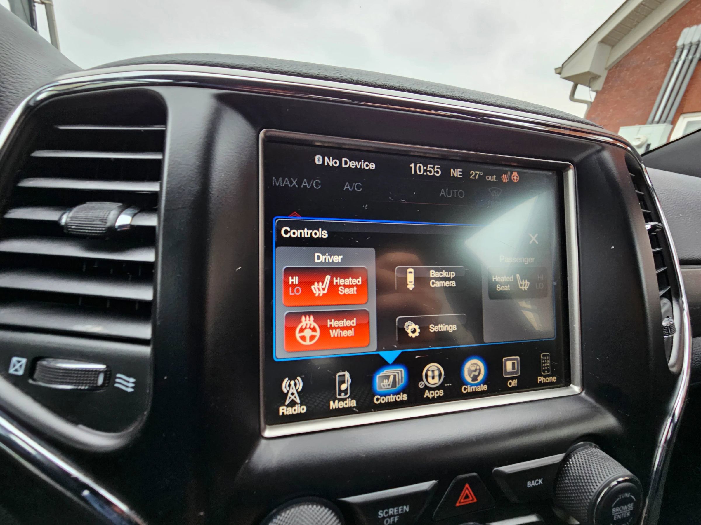 Used 2017 Jeep Grand Cherokee Altitude image 28