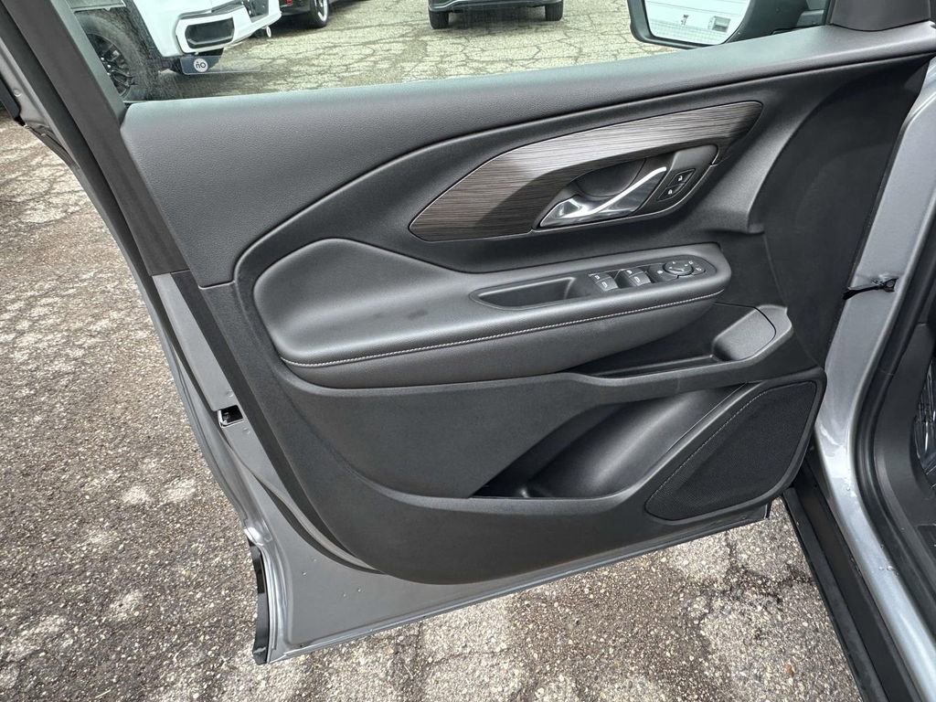Certified 2023 GMC Terrain SLE w/ Driver Convenience Package image 18