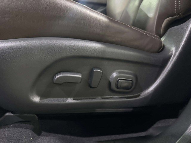 Used 2017 Nissan Murano Platinum image 18