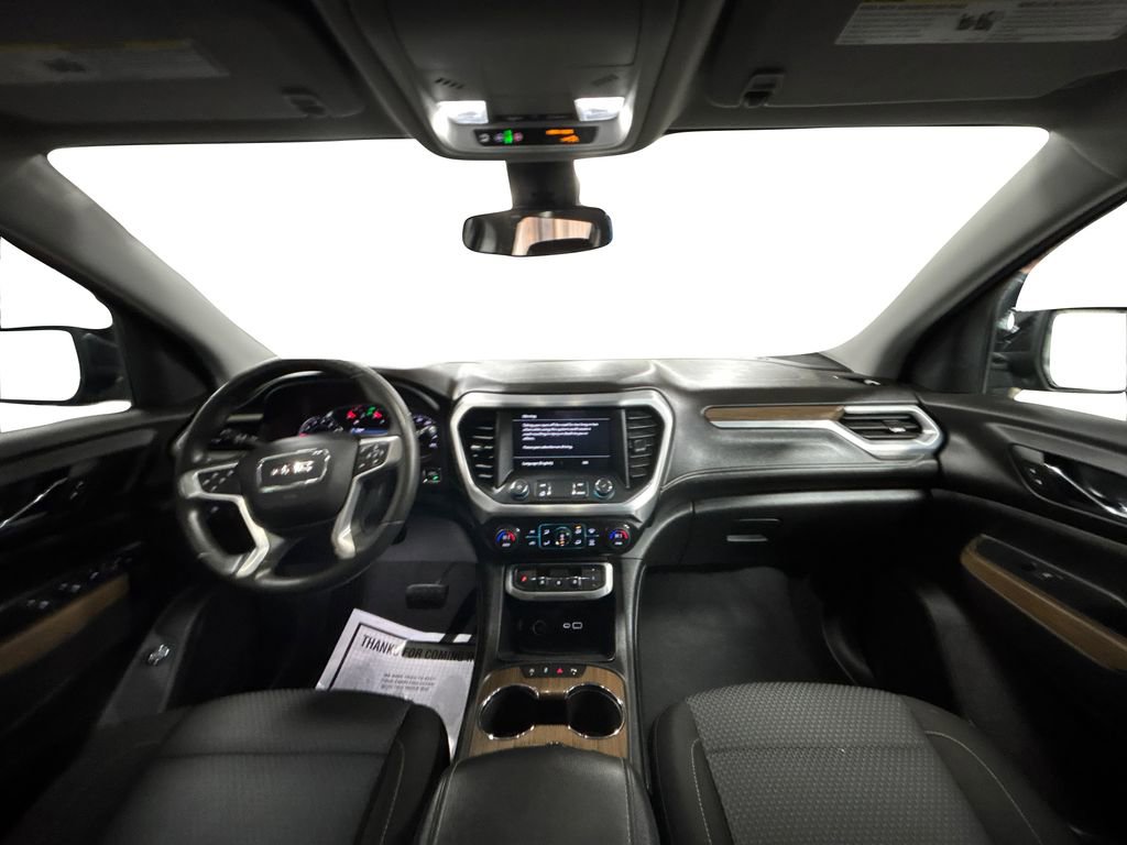 Used 2023 GMC Acadia SLE w/ Driver Convenience Package image 16