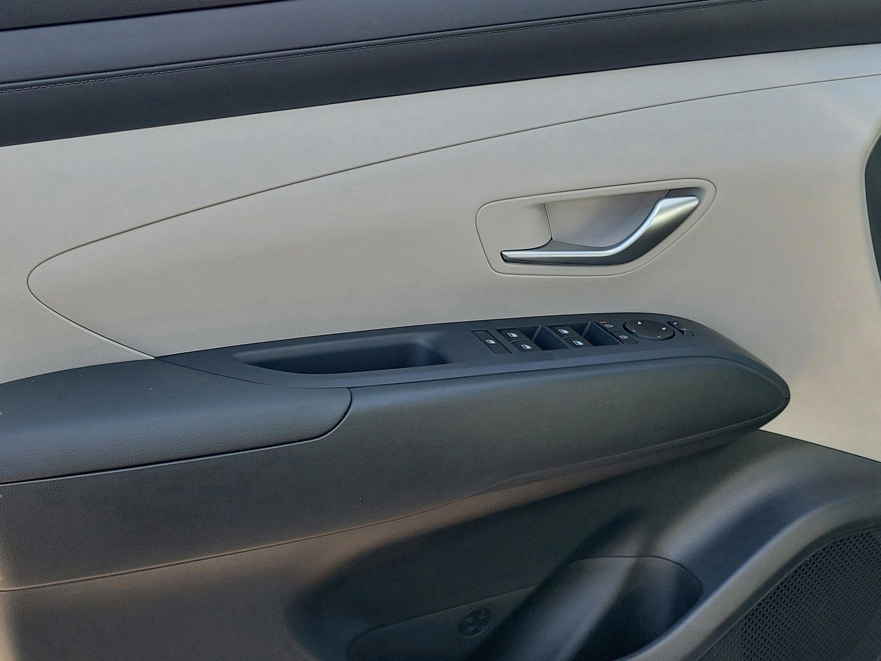 New 2026 Hyundai Tucson SE image 15