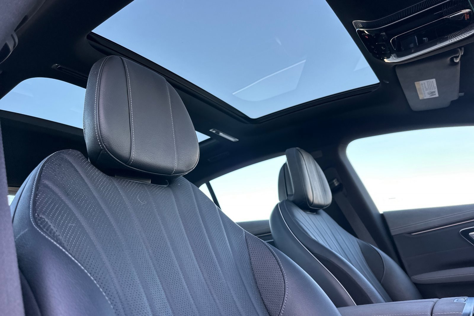 Used 2022 Mercedes-Benz EQS 450+ Sedan w/ AMG Line Exterior image 16