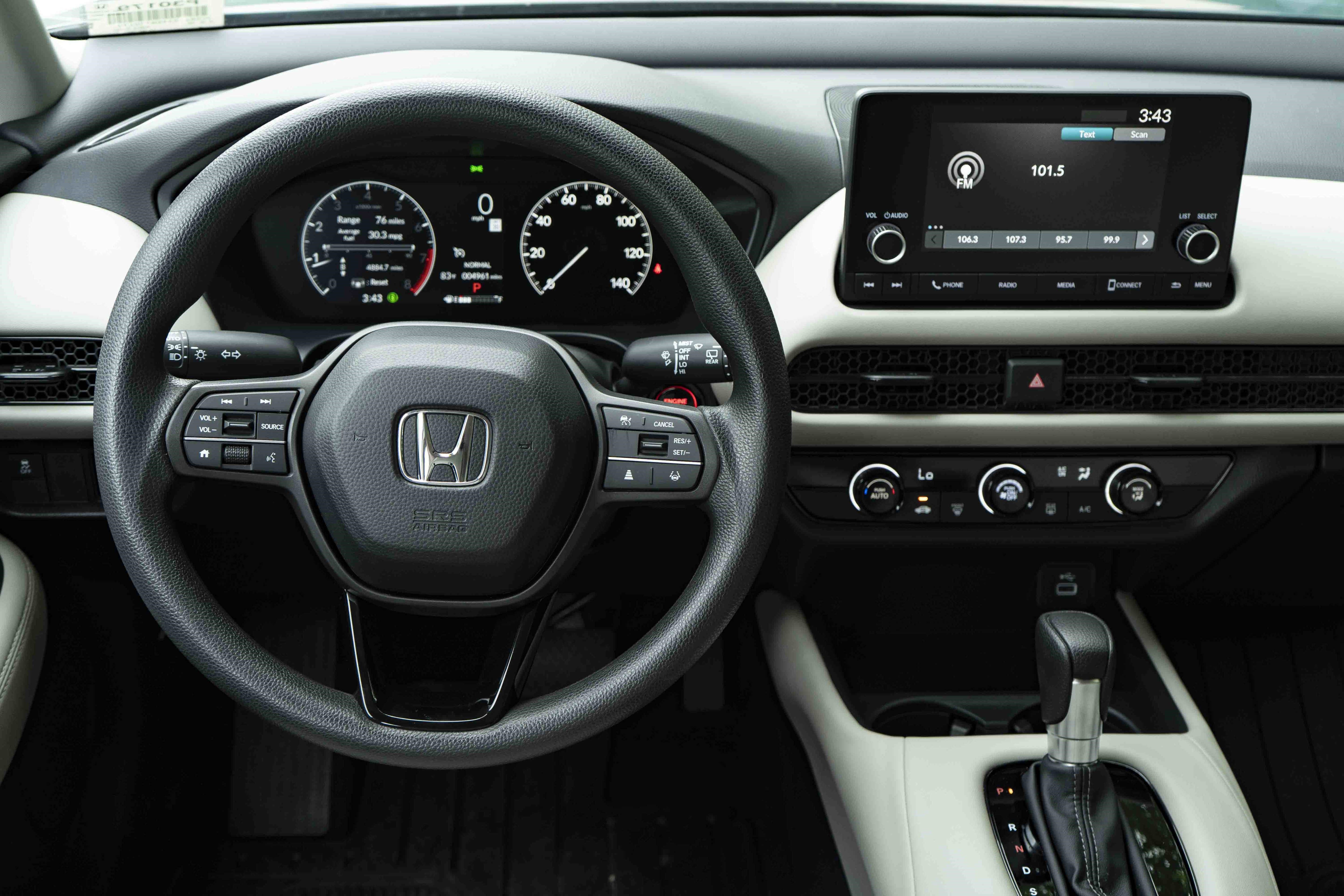 Used 2025 Honda HR-V LX image 18