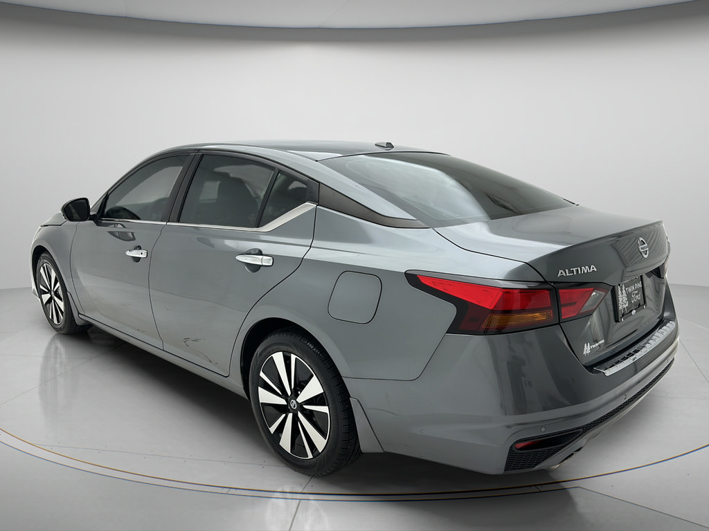 Used 2021 Nissan Altima 2.5 SV w/ SV Premium Package FWD image 7