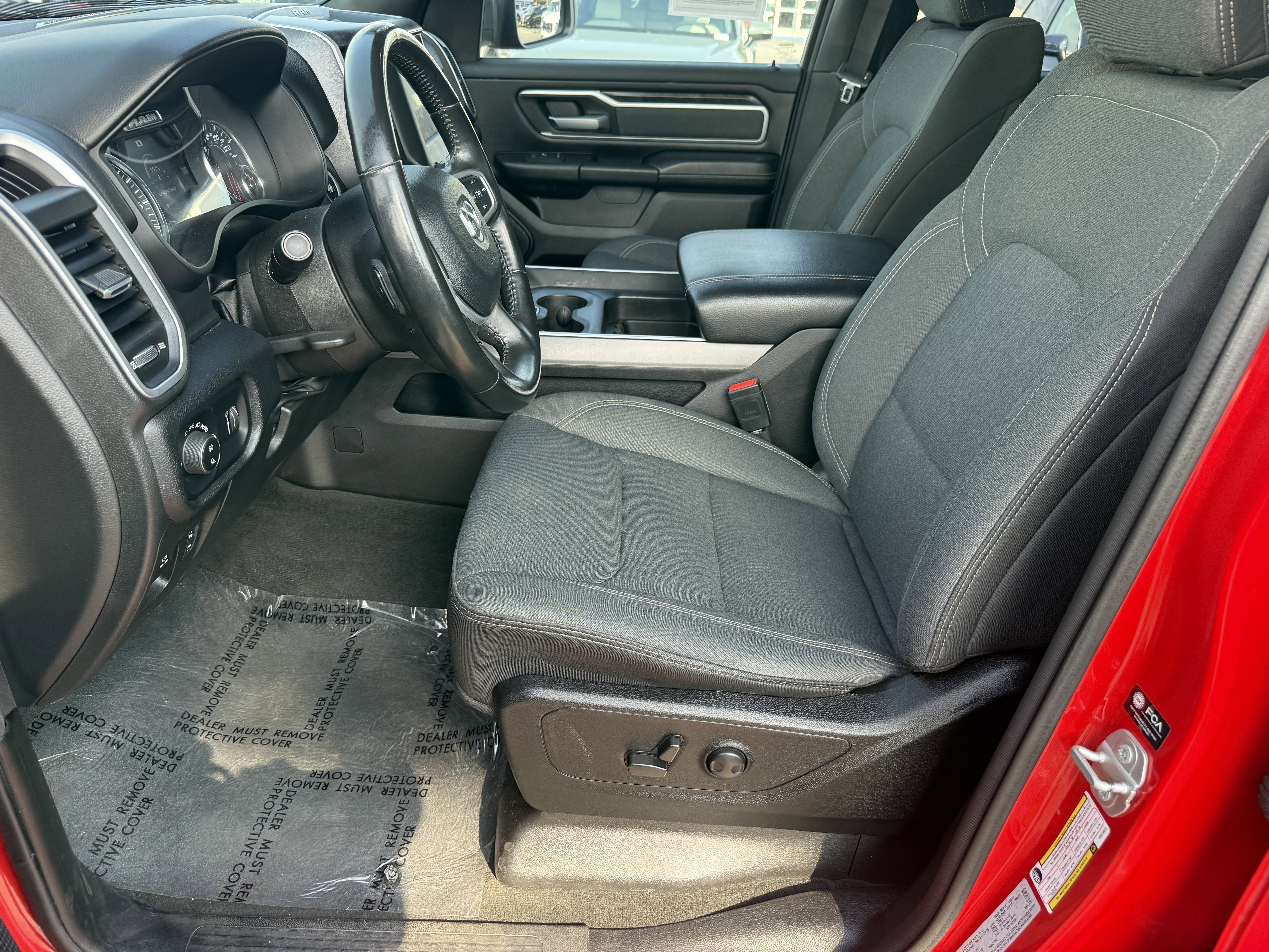 Used 2022 RAM 1500 Big Horn AWD/4WD image 13