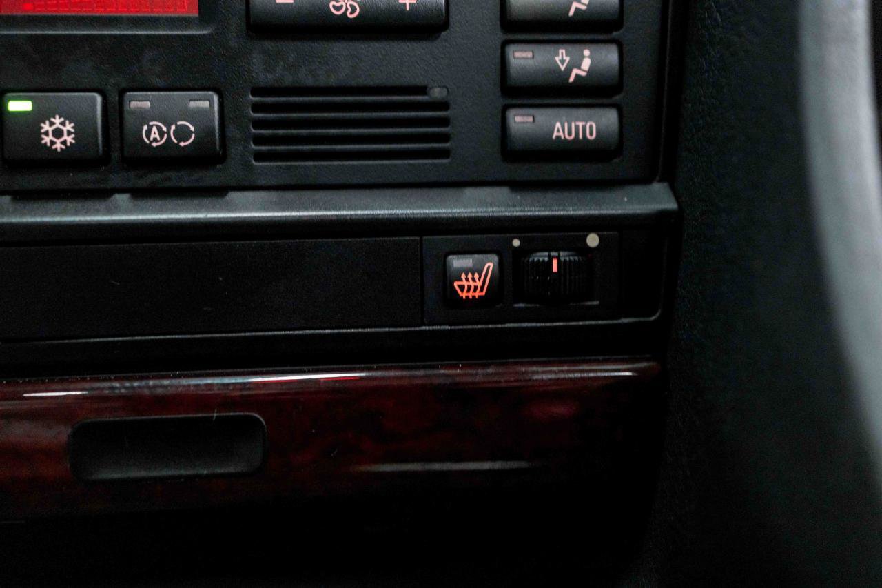 Used 1998 BMW 740iL RWD image 60