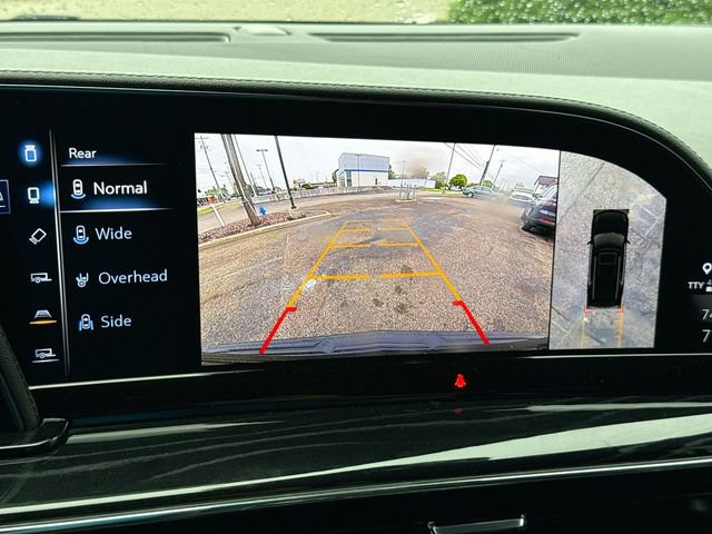Used 2023 Cadillac Escalade Sport AWD/4WD image 17