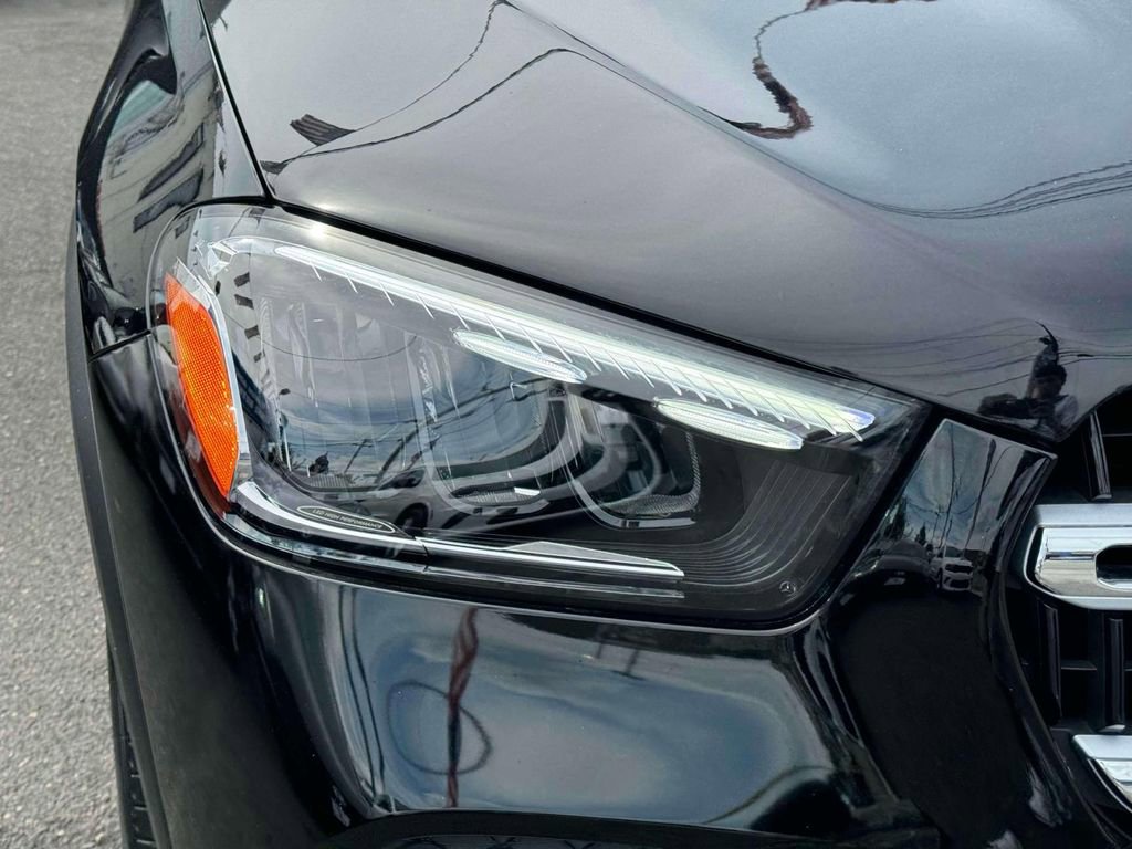 Used 2024 Mercedes-Benz GLE 350 4MATIC image 9