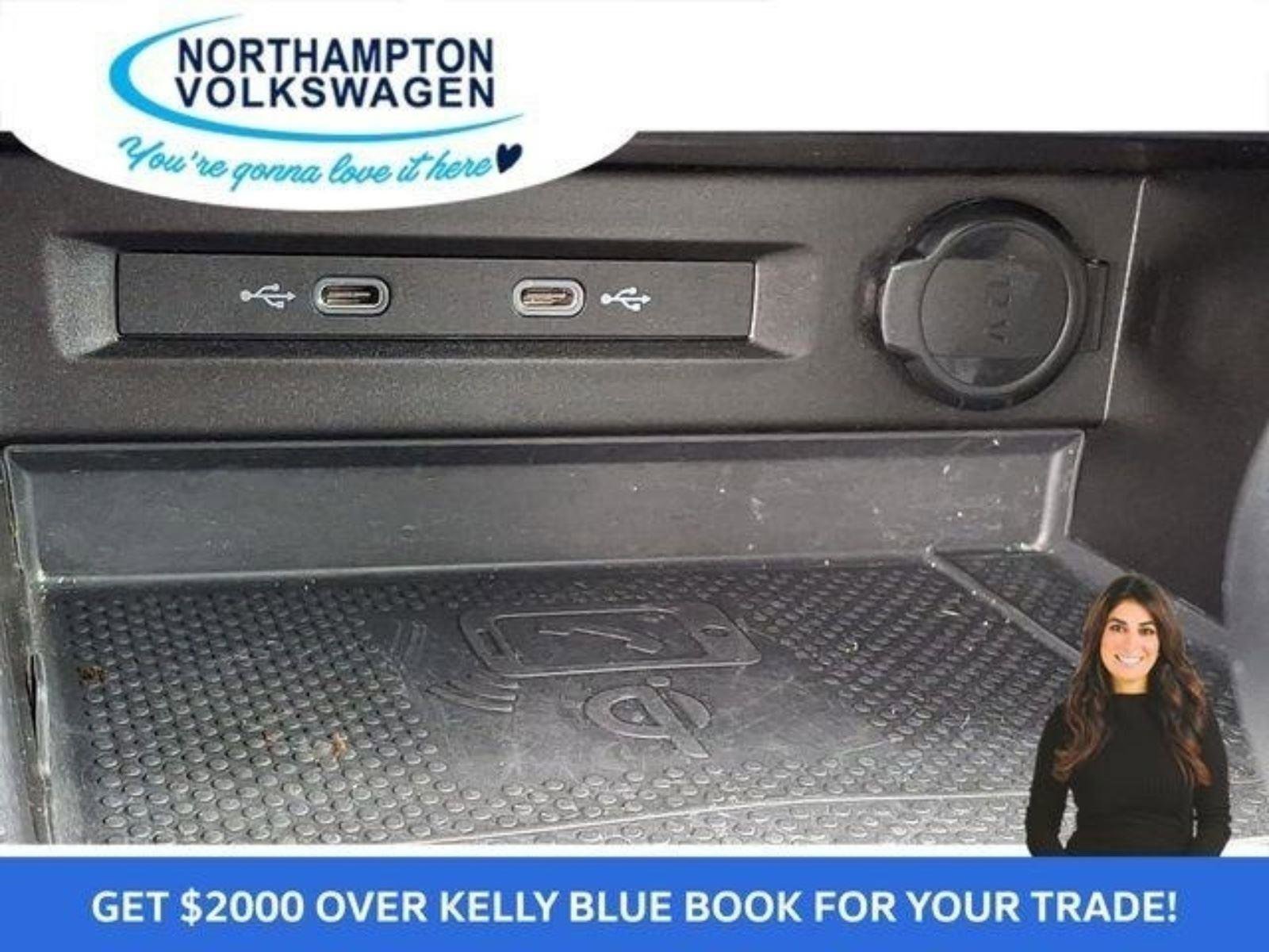 Used 2022 Volkswagen Tiguan SE w/ Panoramic Sunroof Package image 25