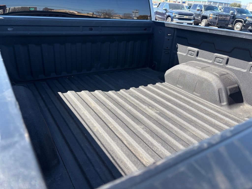 Used 2025 Chevrolet Silverado 1500 Custom image 25