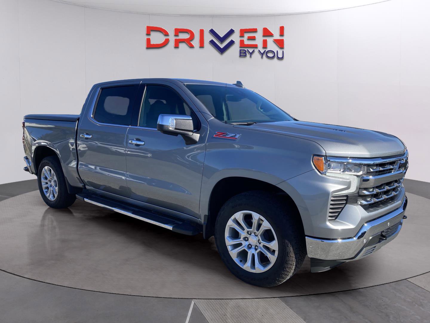 Used 2024 Chevrolet Silverado 1500 LTZ w/ LTZ Convenience Package II image 8