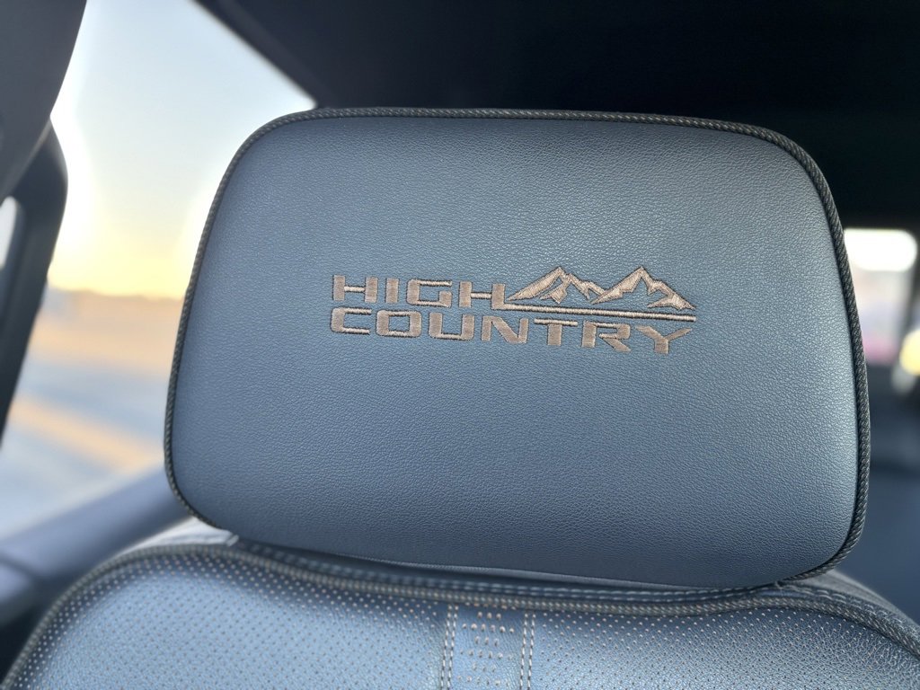 Used 2024 Chevrolet Silverado 1500 High Country image 28
