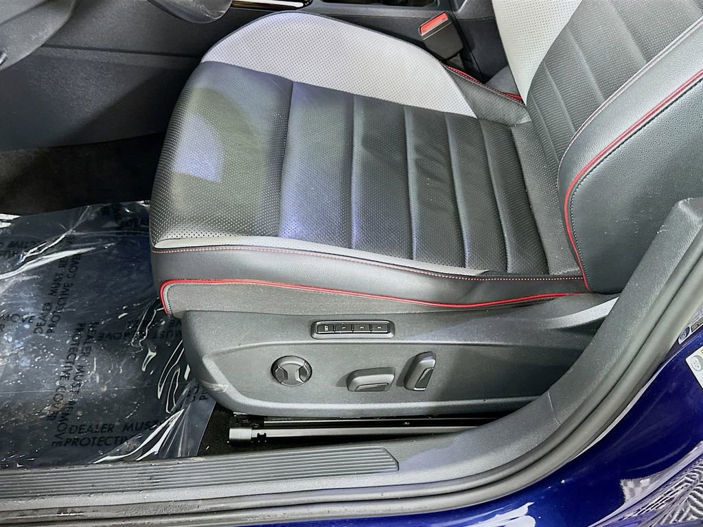 Used 2023 Volkswagen GTI SE w/ SE Leather Package image 26