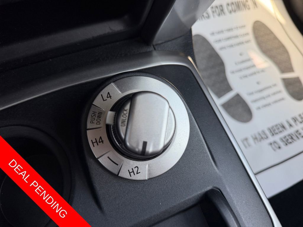 Used 2014 Toyota 4Runner SR5 image 29