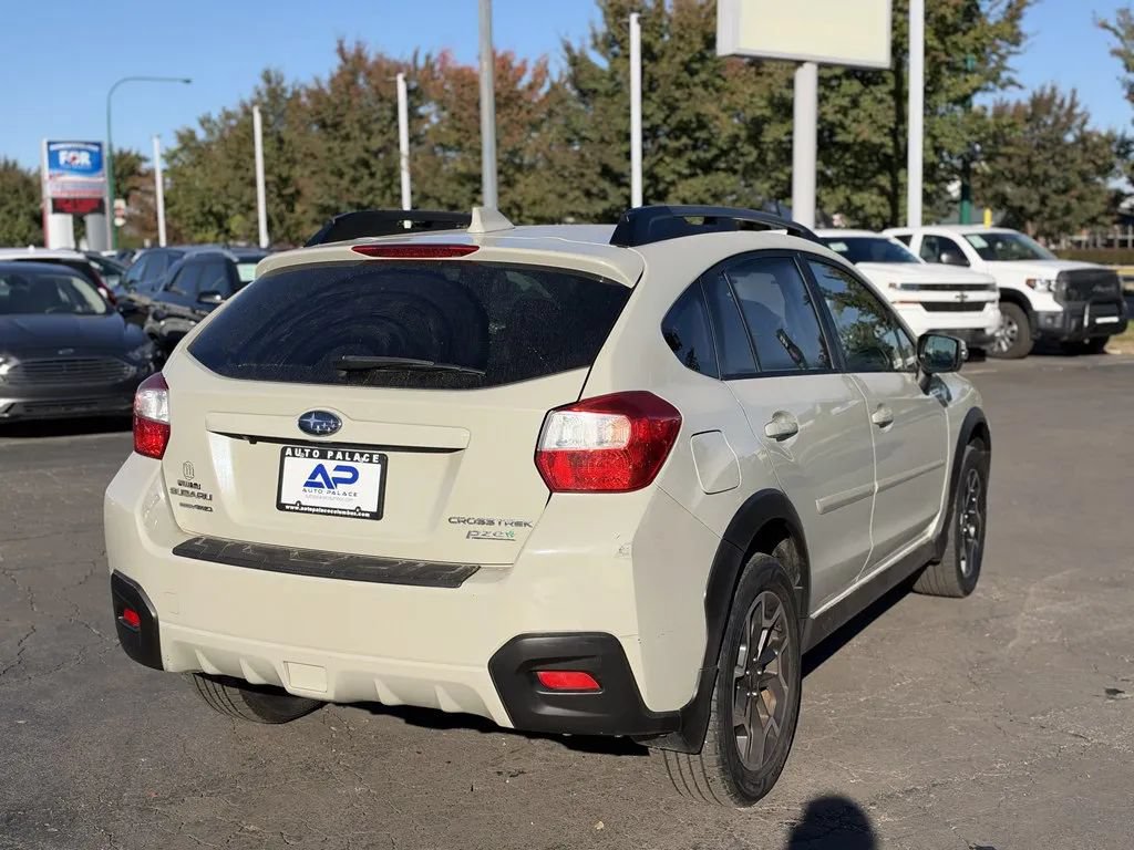 Used 2017 Subaru Crosstrek 2.0i Limited AWD/4WD image 6