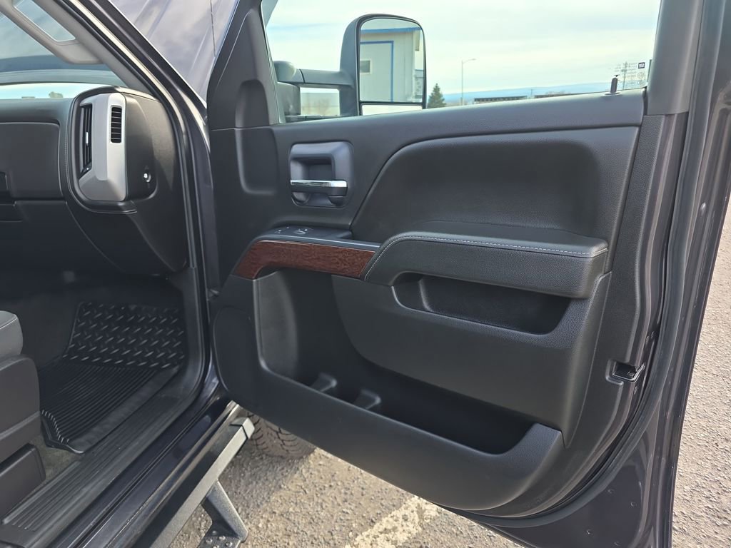Used 2015 GMC Sierra 2500 SLE w/ SLE Preferred Package image 27