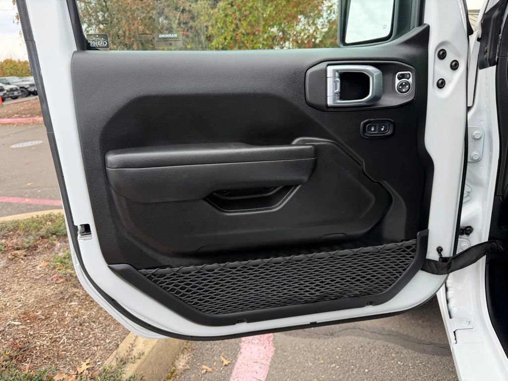 Used 2022 Jeep Wrangler Sport S image 11