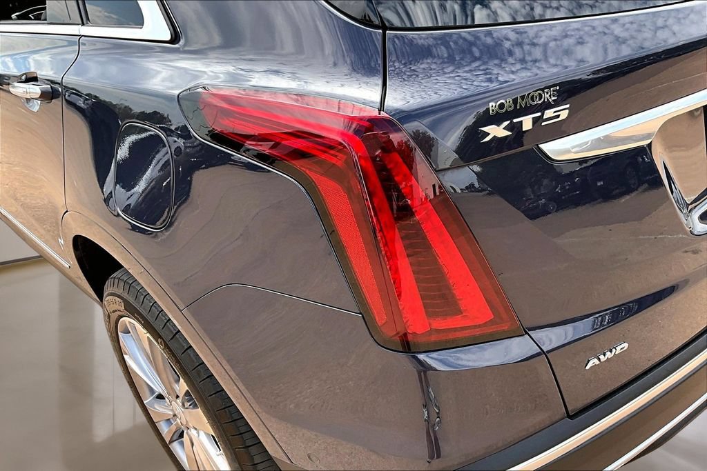 Used 2025 Cadillac XT5 Premium Luxury w/ Technology Package AWD/4WD image 31