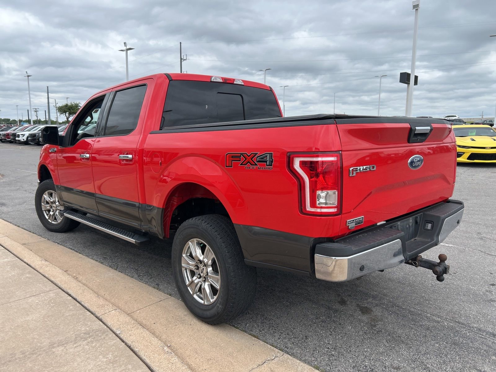 Used 2017 Ford F150 XLT w/ Equipment Group 302A Luxury AWD/4WD image 7