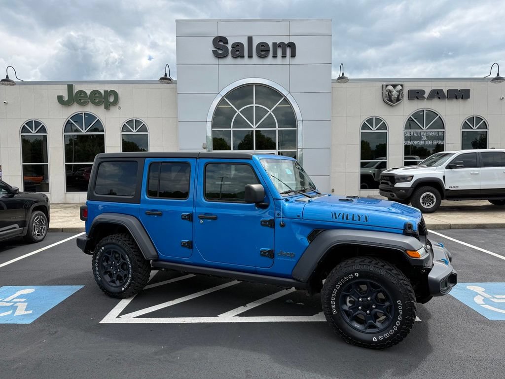 Used 2023 Jeep Wrangler Unlimited w/ Cold Weather Group AWD/4WD image 1