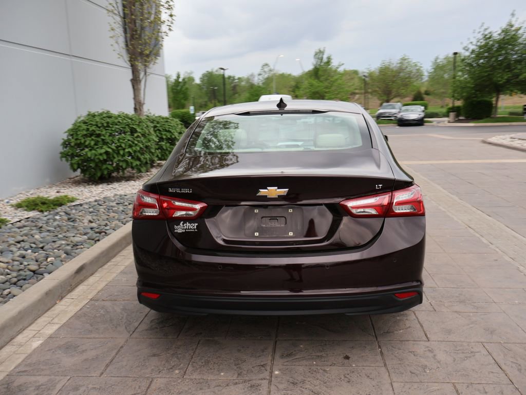 Used 2020 Chevrolet Malibu LT w/ Leather Package image 7