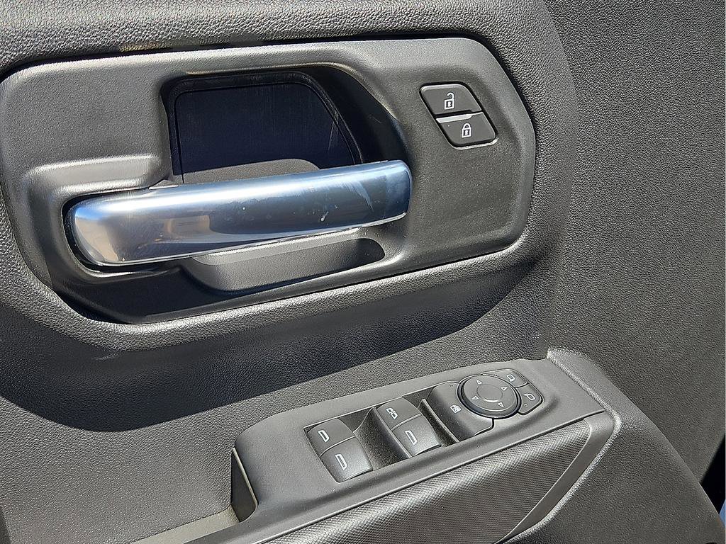 Used 2026 Chevrolet Silverado 1500 Custom image 10