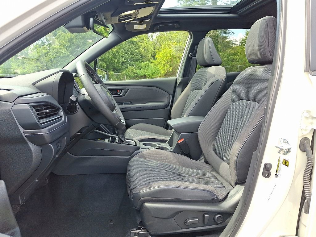 Used 2025 Subaru Forester Premium image 11