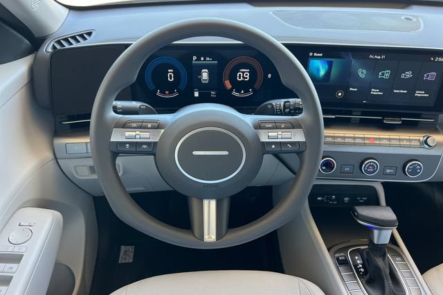 New 2027 Hyundai Kona SE FWD image 13