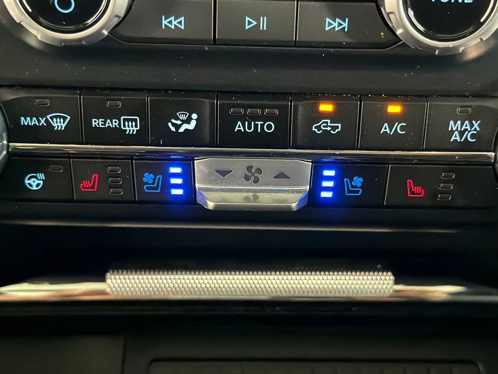 Used 2023 Ford F150 Raptor w/ Blue Interior Package AWD/4WD image 31