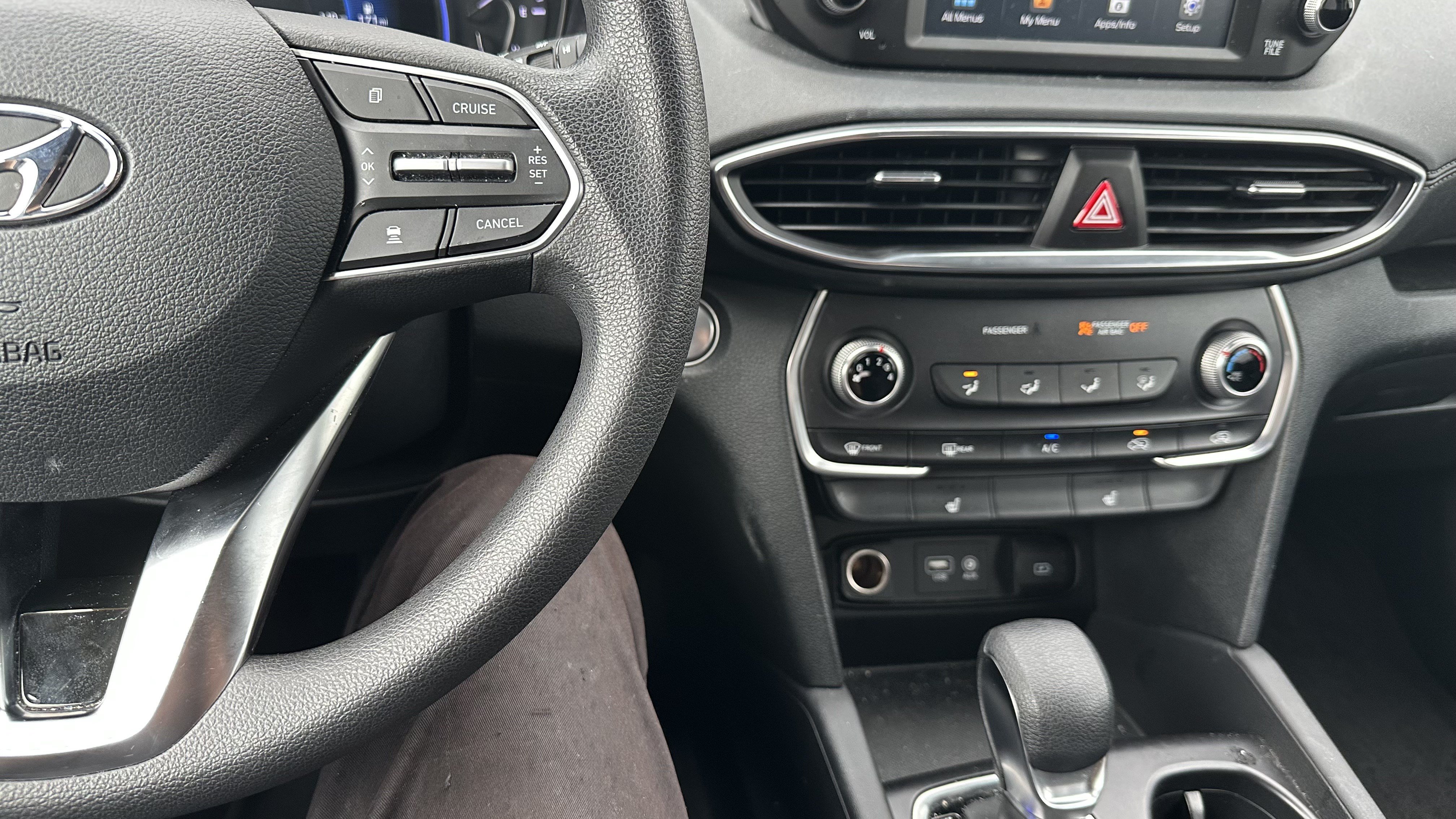 Used 2020 Hyundai Santa Fe SEL FWD image 21