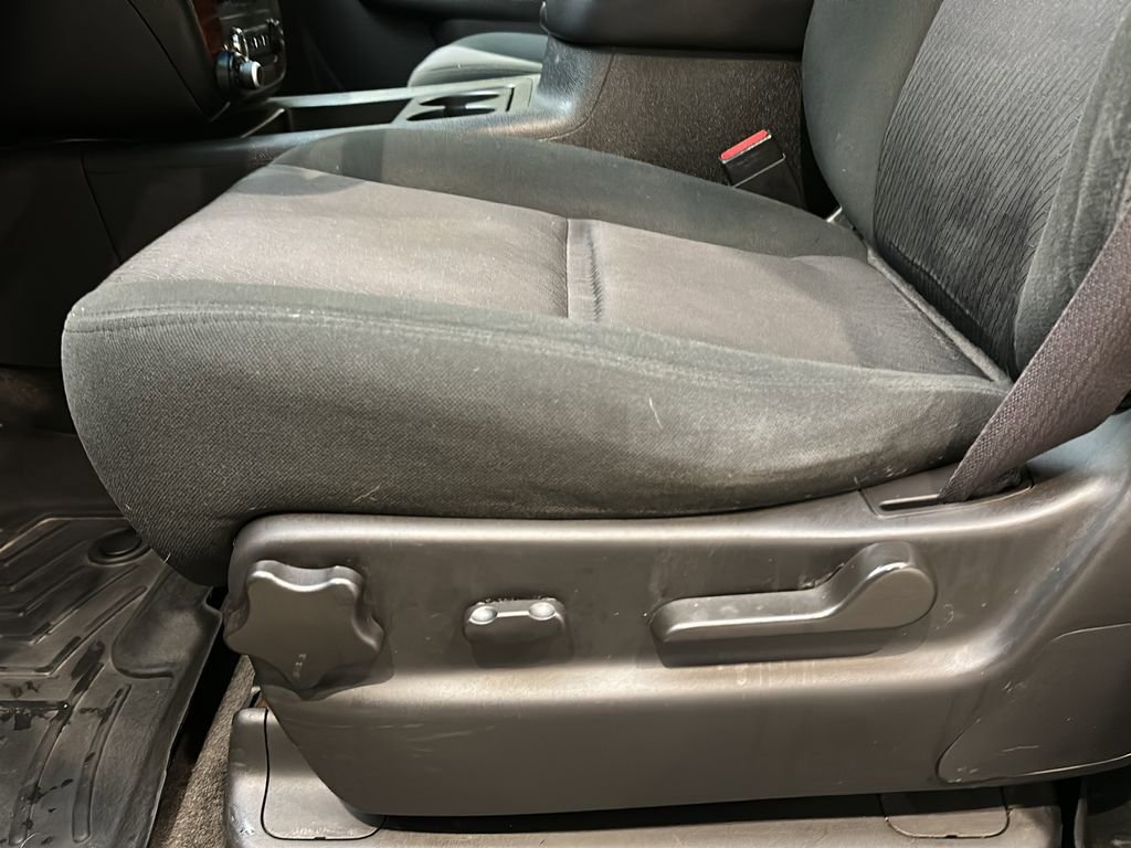 Used 2012 Chevrolet Tahoe LS w/ Convenience Package AWD/4WD image 10