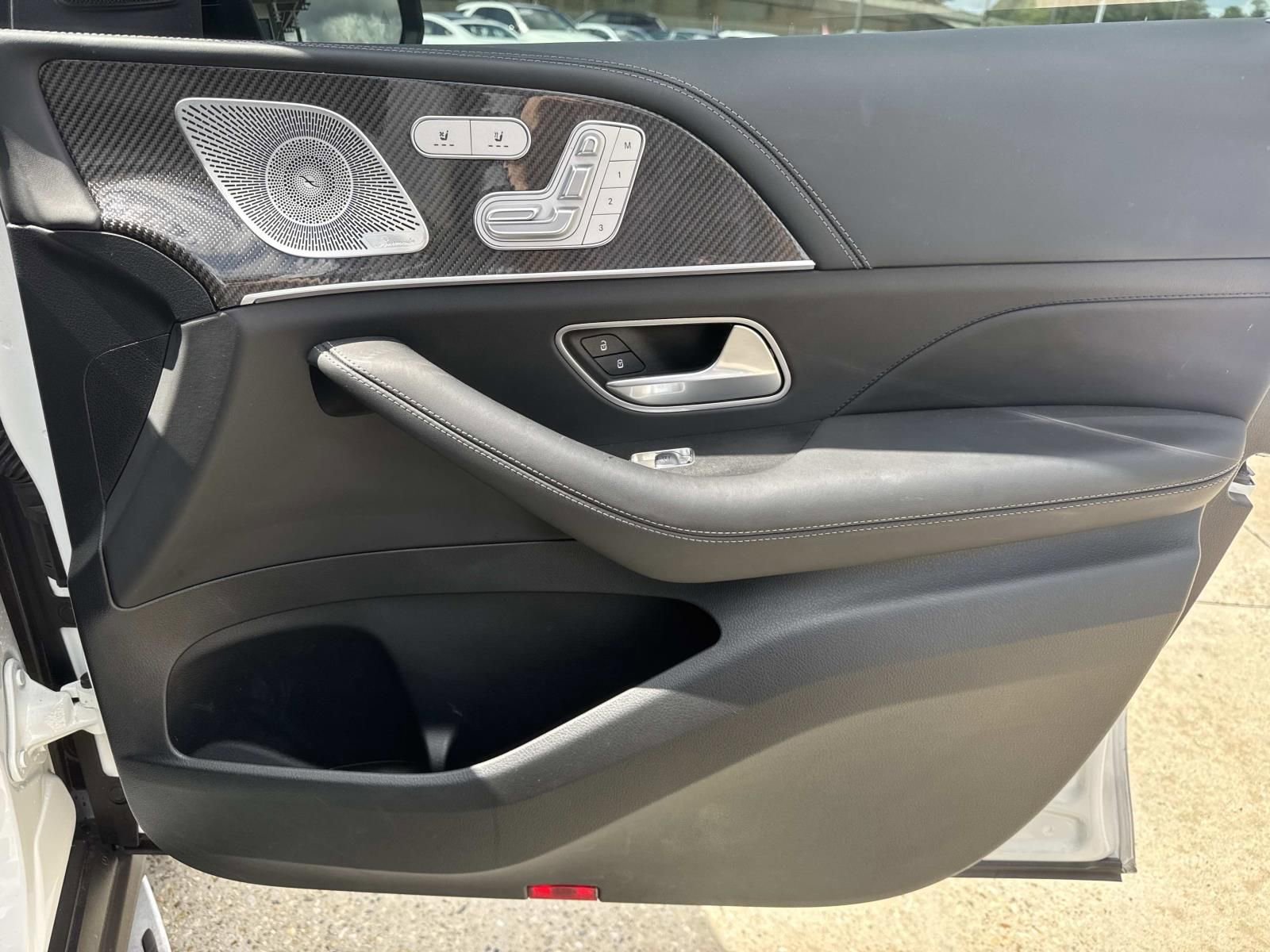 Used 2025 Mercedes-Benz GLE 63 AMG S w/ Driver Assistance Package image 12